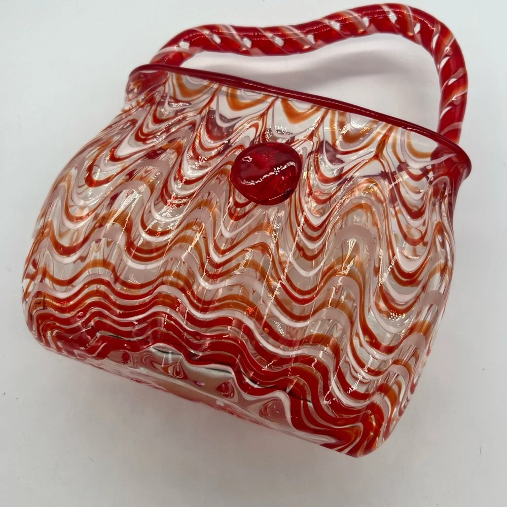 Vintage pier 1 Swirled Handblown Glass vase
